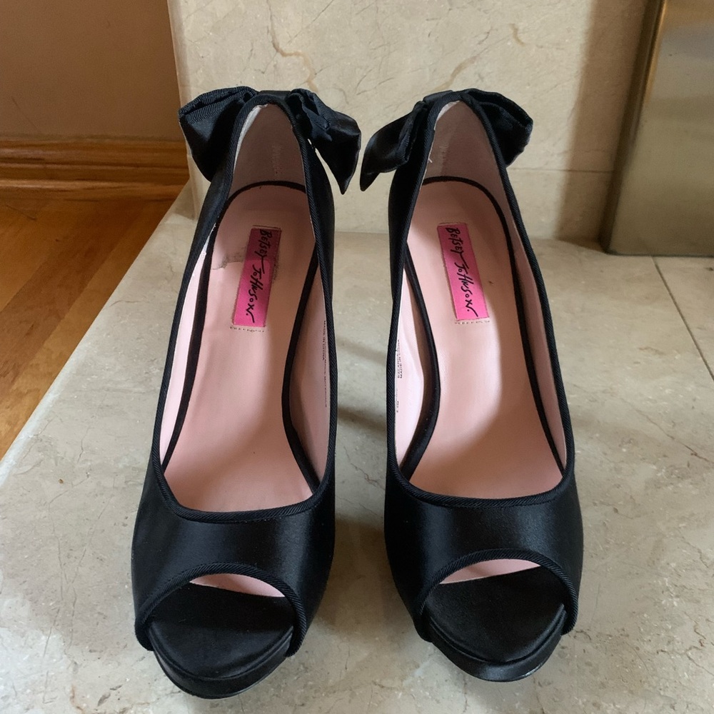 Betsey Johnson Black Peep Toe Heels